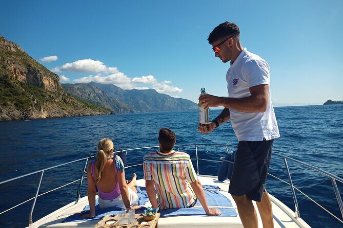 Private Cruise to Capri and Amalfi coast from Positano or Amalfi - yacht 40' - Departing Amalfi or Positano: Custom Timing Along the Coast