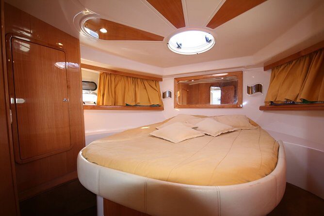 Private Cruise to Capri and Amalfi coast from Positano or Amalfi - yacht 40' - Capri by Sea: Punta Carena to Faraglioni and Beyond