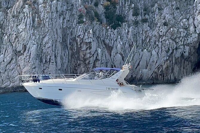 Private Cruise to Capri and Amalfi coast from Positano or Amalfi - yacht 40' - Sightseeing + Swim Breaks: How the Coast Segment Works
