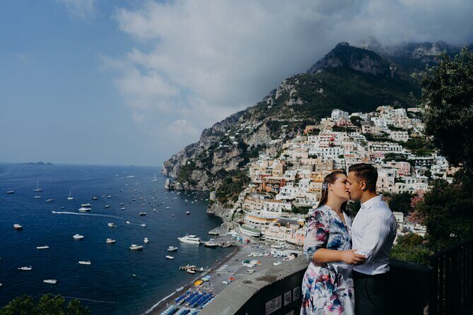 Private Professional Photoshoot in Positano Couple and Family - Professional Photos and Real Direction: How Pasquale Keeps It Natural