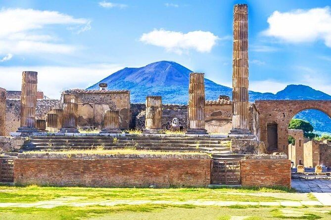 The real life in the old Pompeii tour with Archaelogical Guide All Inclusive - Guide quality: what to expect from a good archaeological explanation